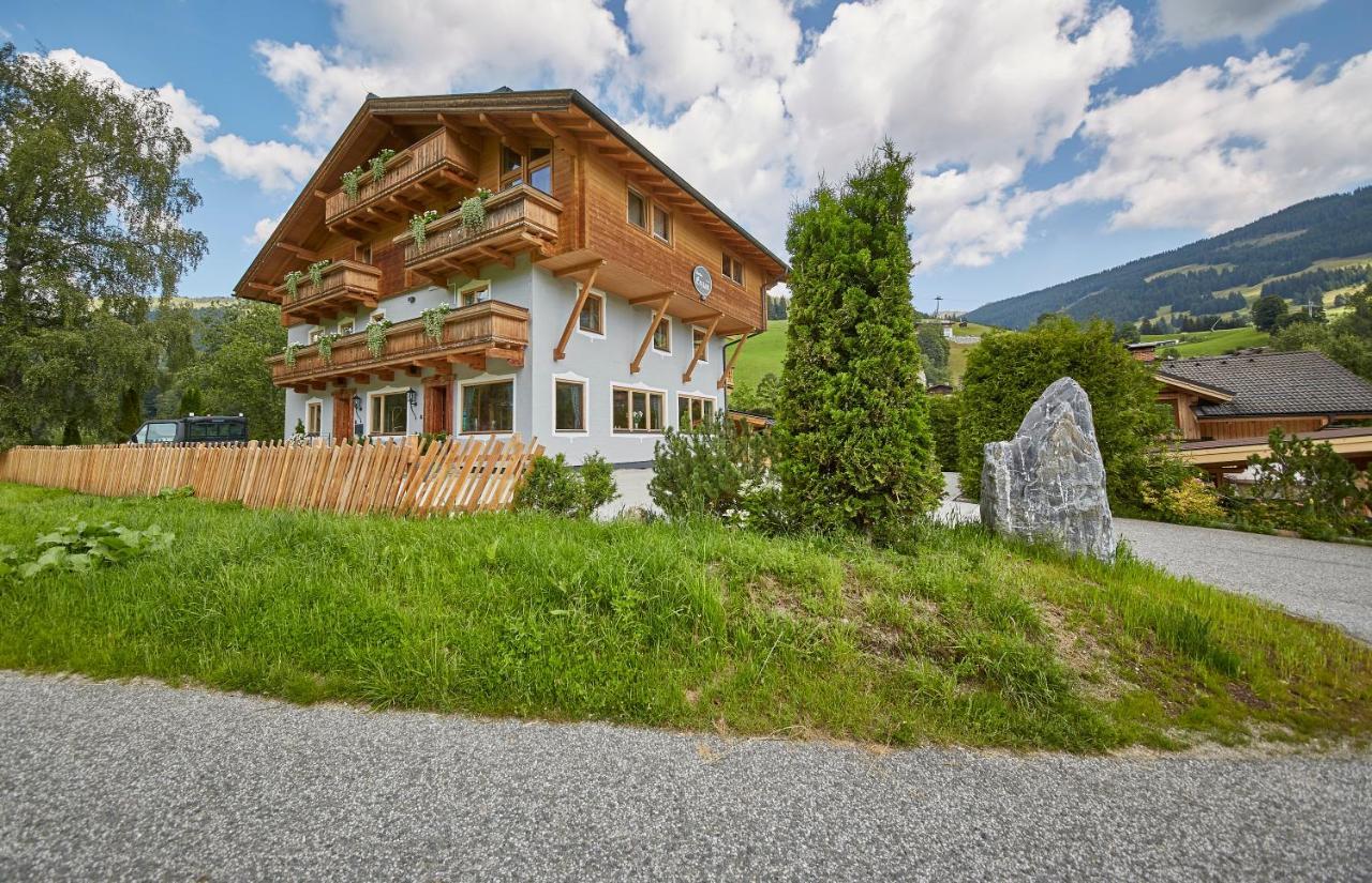 Sportpension Enzian Saalbach-Hinterglemm Exteriör bild