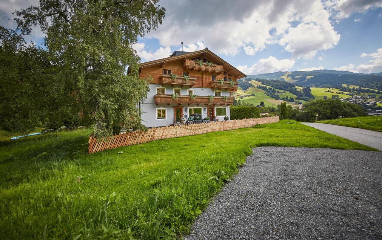 Sportpension Enzian Saalbach-Hinterglemm Exteriör bild